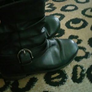 Black boots